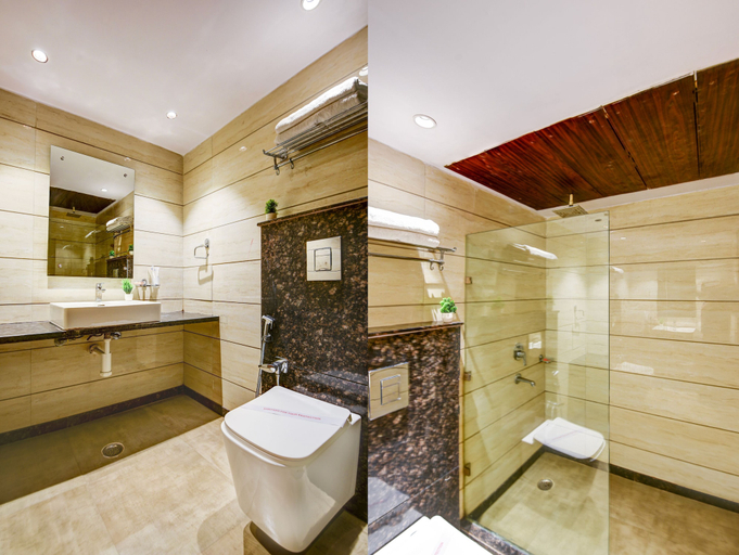 Bathroom 3, The IVY Grand Hotel in City Centre Delhi, Delhi