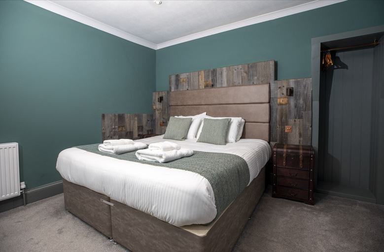 Bedroom 2, The Whisky Vaults, Argyll and Bute