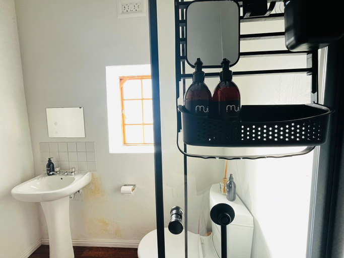Bathroom 5, BIM Backpackers In Muizenberg, City of Cape Town