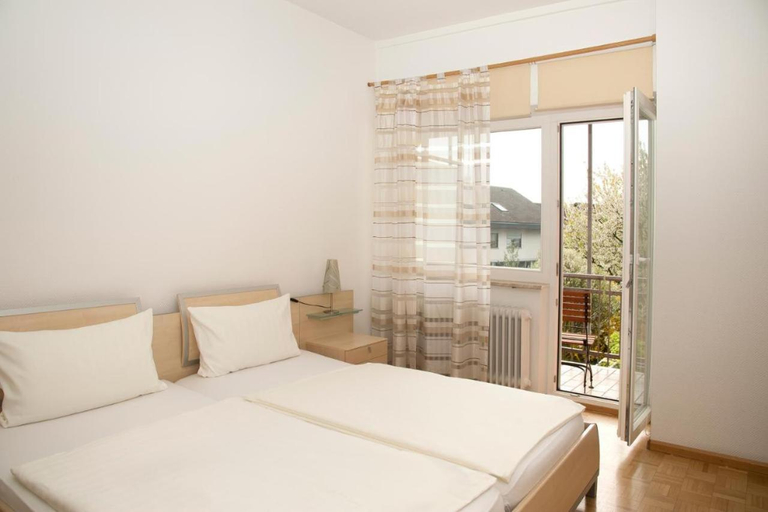 Bedroom 2, Hotel Villa Martino - zum Hirsch, Waldshut
