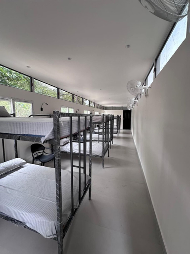 Room 2, Hyfit BNB, Bangalore
