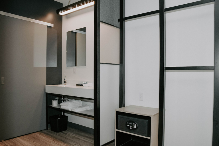 Bathroom 5, Aloft by Marriott Omaha West, Douglas
