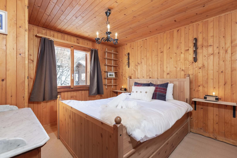 Others 4, Chalet Noisette Authentic Swiss Chalet Perfect for Families, Martigny
