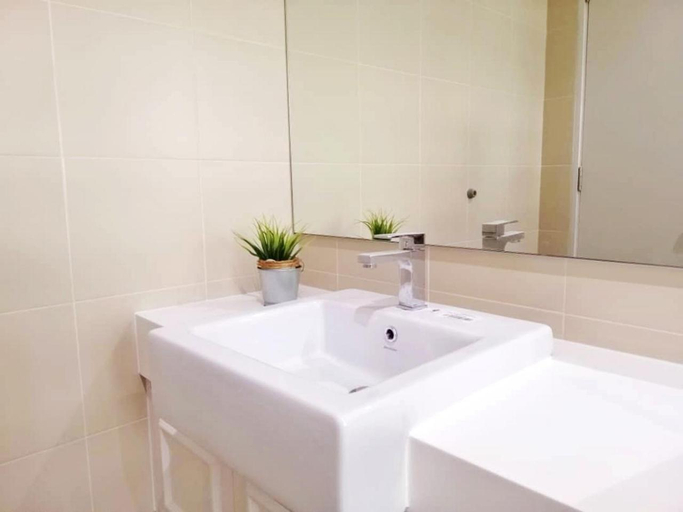 Bathroom, Paris Cozy House @ I-City, Shah Alam