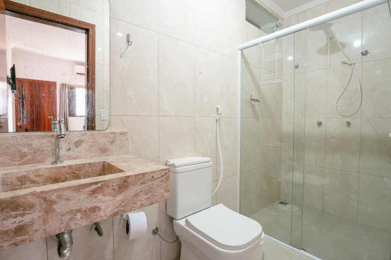Bathroom 4, VELINN Hotel Porto do Eixo, Ubatuba
