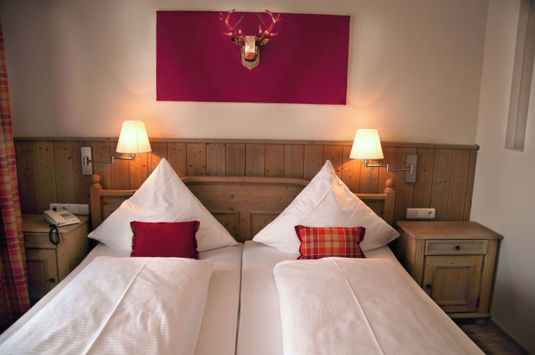 Bedroom 4, Landhotel Augustin, Lichtenfels