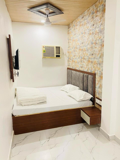 Others 5, NPS Home Stay, Varanasi