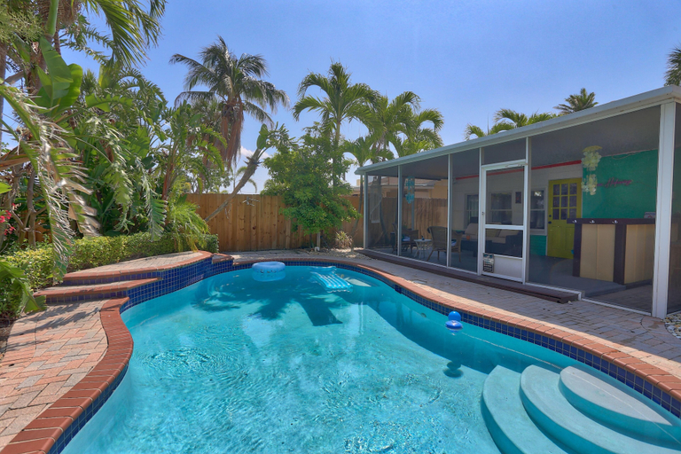 Sport & Beauty 5, Coquina Hideaway, Pinellas
