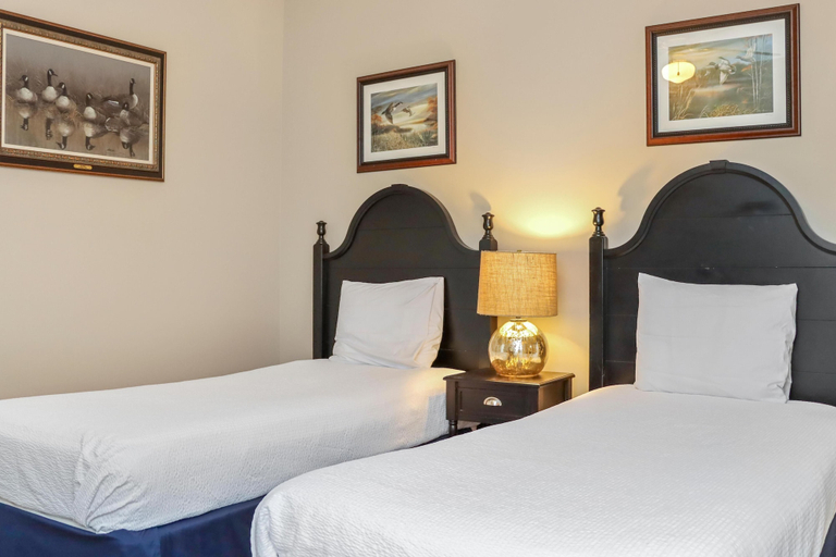 Bedroom 2, Barefoot Cottage B37 - The B's Knees, Gulf