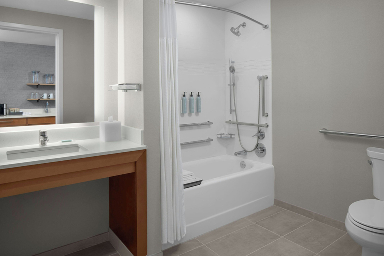 Bathroom 5, Residence Inn By Marriott Lincoln Downtown, Lancaster