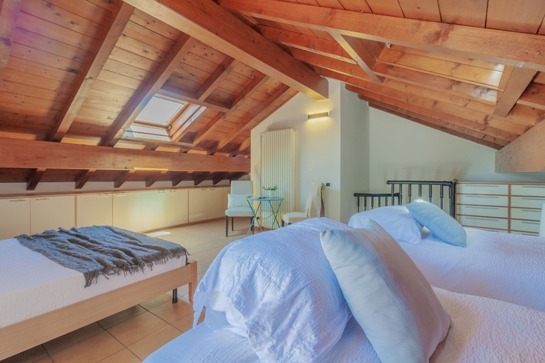 Room 3, Tra Lago e Cielo in Bellano, Lecco