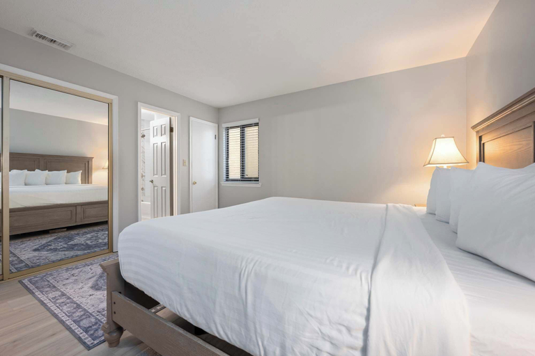 Bedroom 1, Gulf View Getaway at Crystal Villas, Okaloosa