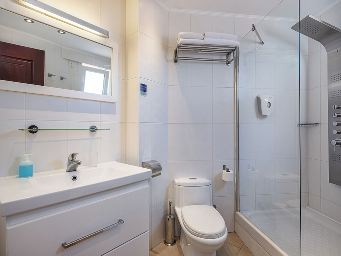 Bathroom 5, Caldera Beach, Crete