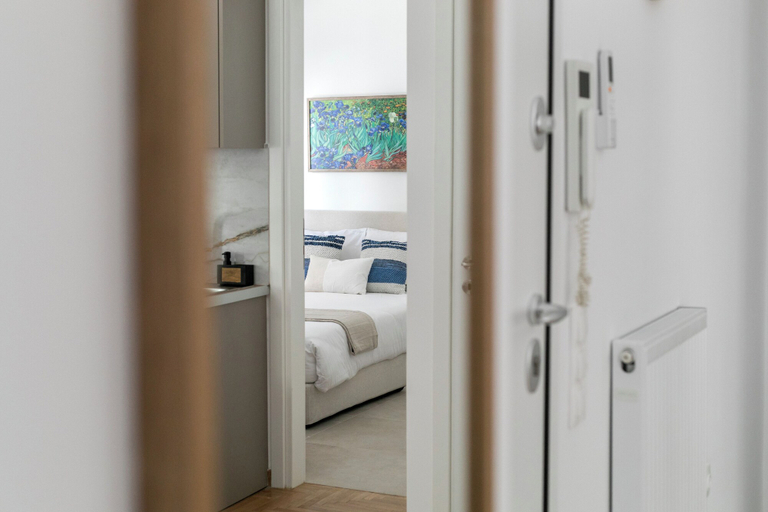 Room 2, Anatoli - Athenian 2-BR Apartment in Athens, Attica