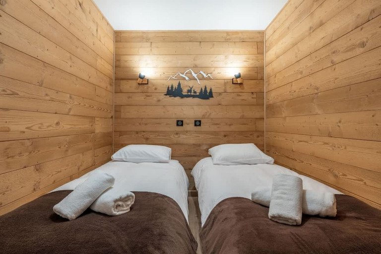 Room 2, Appartement Chalet With Parking and Stunning Mountain View, Haute-Savoie