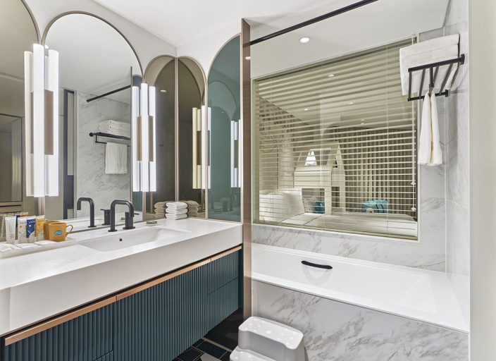 Bathroom 5, Grand Josun Busan, Haeundae