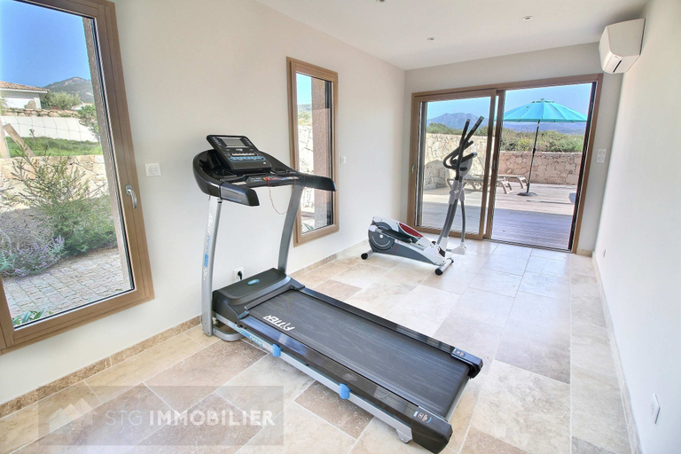 Room 4, Villa Riposu Jacuzzi Pool Beach Access on Foot, Corse-du-Sud