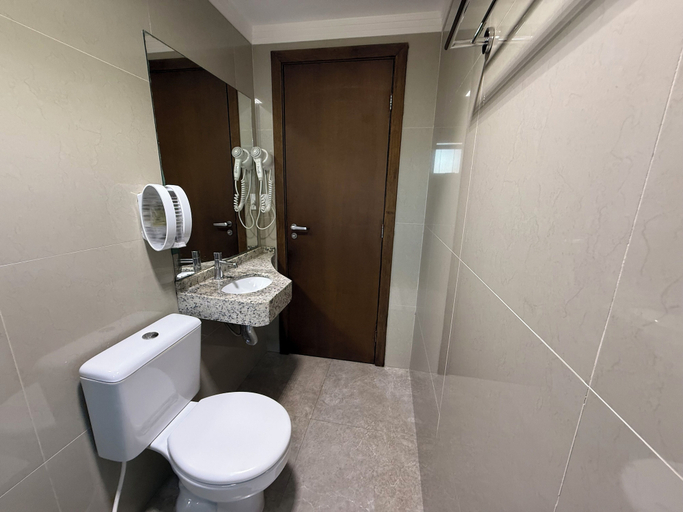 Bathroom 5, Master Gold Express Hotel, Cascavel