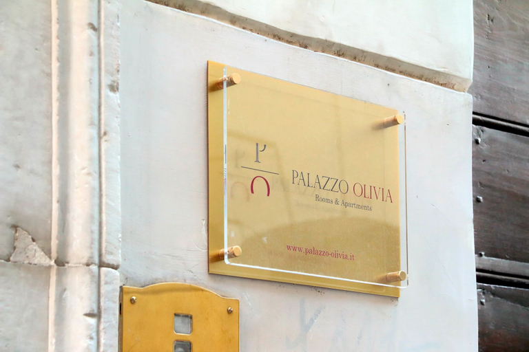 Exterior & Views 2, PALAZZO OLIVIA - RESIDENZA LEUTARI, Rome