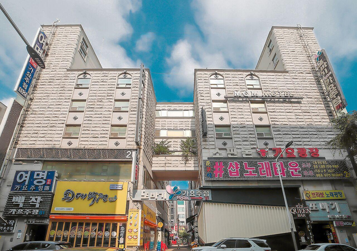 Exterior & Views, Hotel Via Ansan, Hwaseong