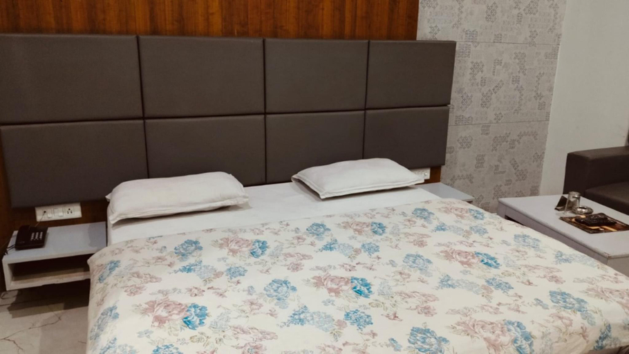Bedroom 2, Goroomgo Prem Manor Roorkee, Hardwar