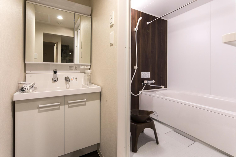 Bathroom 3, PINN-N4E2Ⅰ, Sapporo