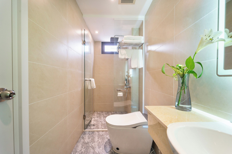 Bathroom 4, Nicecy Hotel - Truong Quyen, District 3