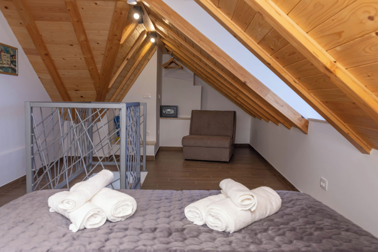 Bedroom 5, Luxury Rooms Rustic Chic, Split