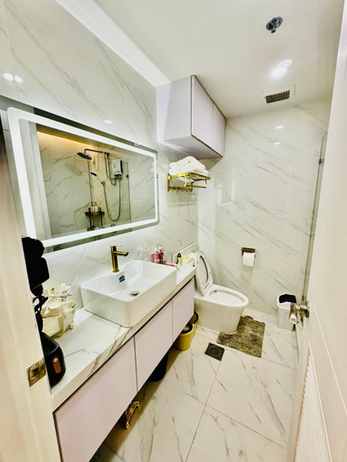 Bathroom 4, Gina Staycation The Atherton DMCI Paranaque, Parañaque
