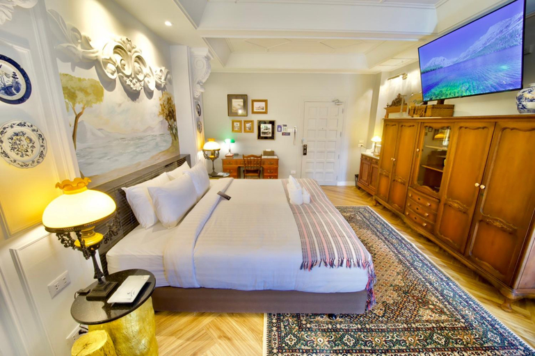 Bedroom 5