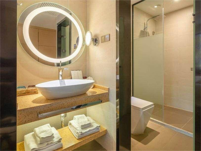 Bathroom 3, Lavande Hotels Wuhan Hankou Railway Station, Wuhan