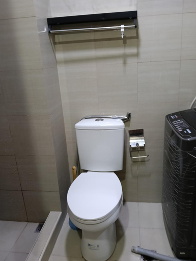 Bathroom 4, Shore residences tower D, Pasay City
