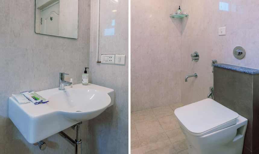 Bathroom 4, Treebo Ivory White Inn, Bangalore