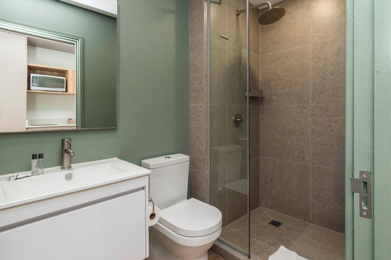 Bathroom 5, Habitat Aparthotel by Totalstay, City of Cape Town