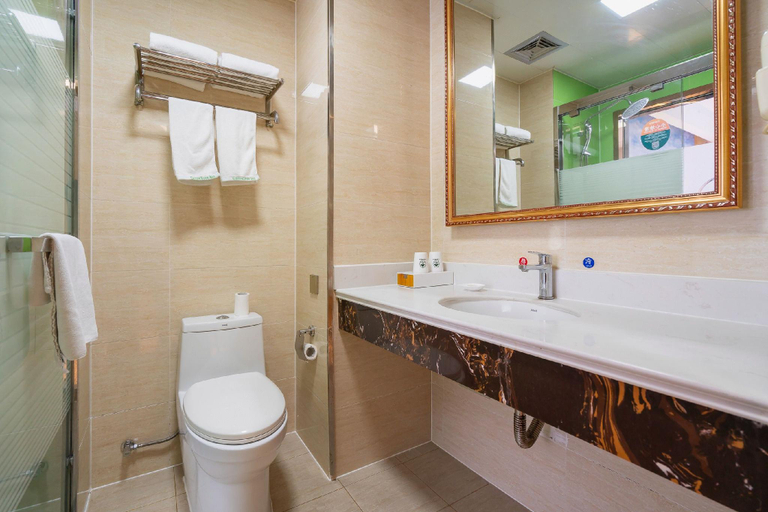 Bathroom 3, GreenTree Inn Wuxi bailing Square Tourism School Express Hotel, Wuxi