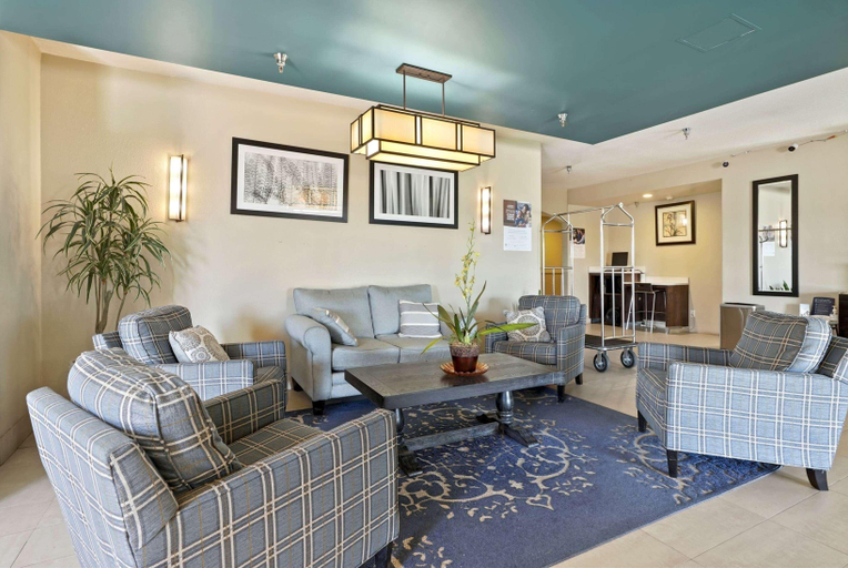 Public Area 2, Baymont By Wyndham Henderson-Northeast Denver, Adams