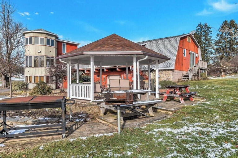 Exterior & Views 2, Red Barn Village Apartments, Lackawanna