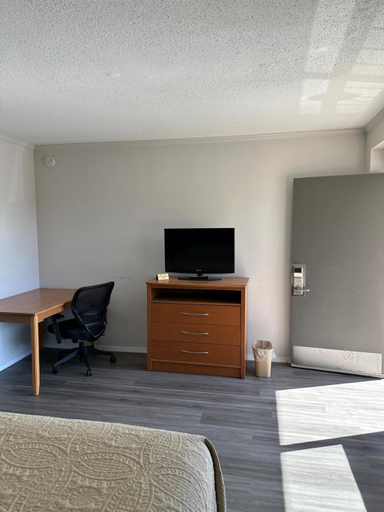 Others 2, Budgetel Inn Suites, Richmond