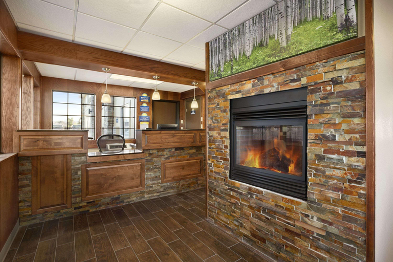 Public Area 3, Days Inn & Suites by Wyndham Gunnison, Gunnison