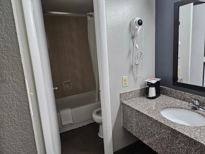 Bathroom 4, Econo Lodge Biltmore, Buncombe