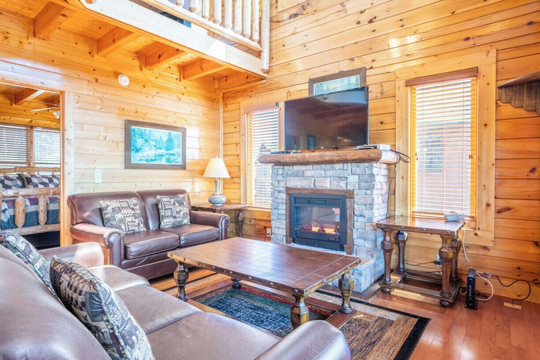 Living area 5, Top of the World, Sevier