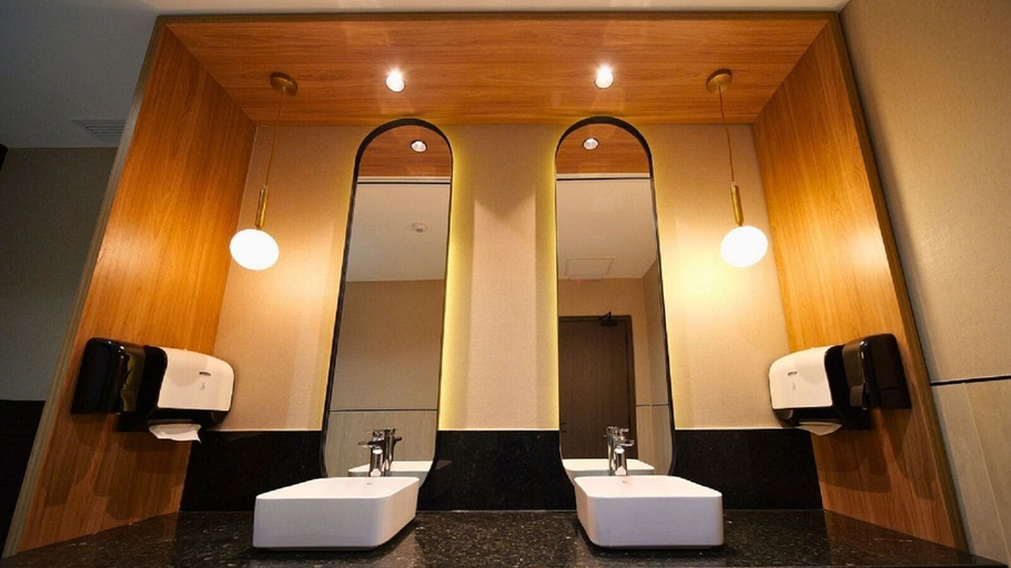 Bathroom 3, Rio Hotel by Bourbon Luque - Asunción, Luque