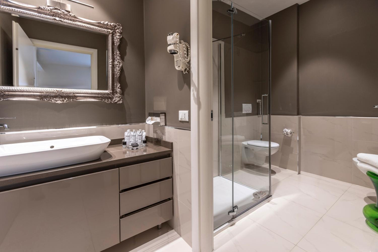 Bathroom 4, Opera Relais De Charme, Verona