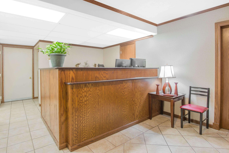 Public Area 2, Travelodge by Wyndham Mansfield, Richland