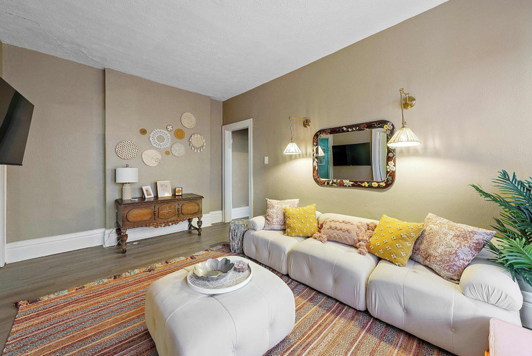 Others 4, Merion Village Residences 1164.5, Franklin