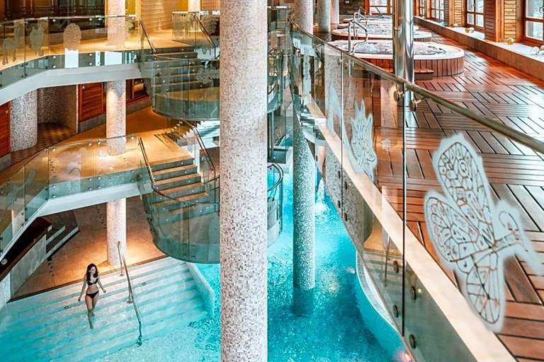 Sport & Beauty 2, Sport Hotel Village