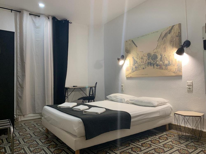 Bedroom 3, Hôtel Le Centre, Pyrénées-Orientales