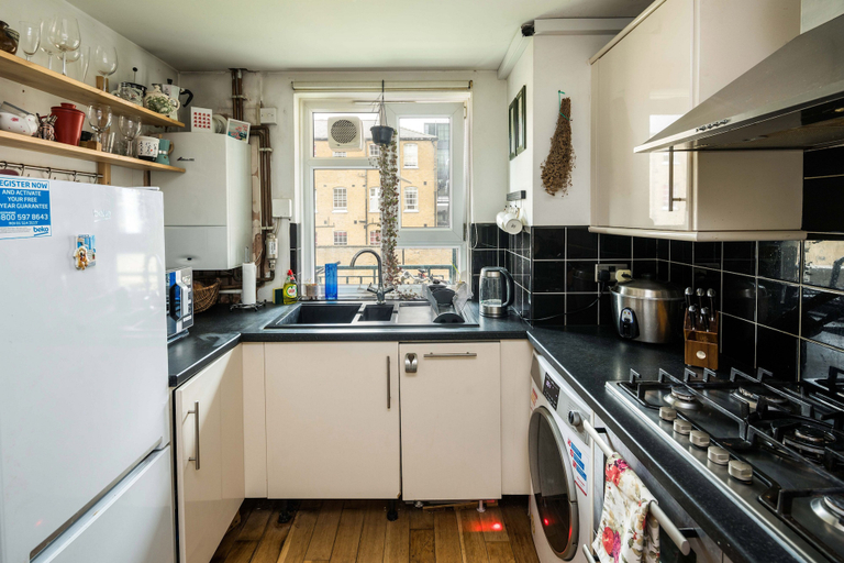 Others 5, 2Bd Stylish Home W/T Grand Piano Central London, London