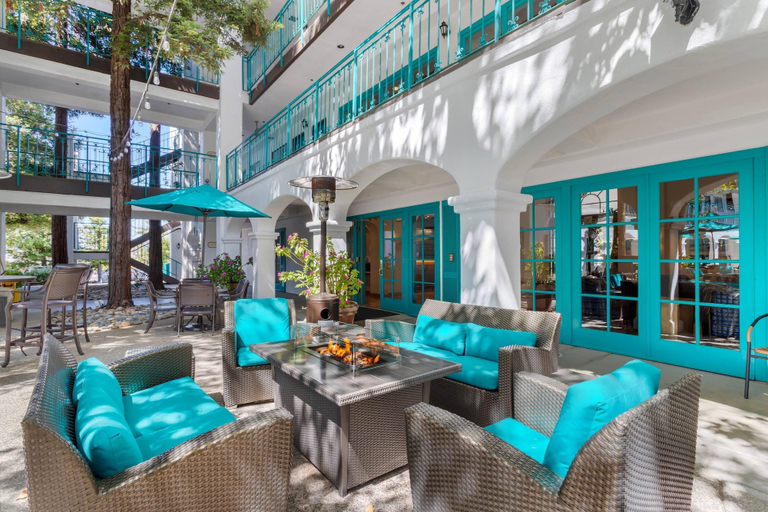 Food & Drinks 5, Quality Suites Downtown San Luis Obispo, San Luis Obispo