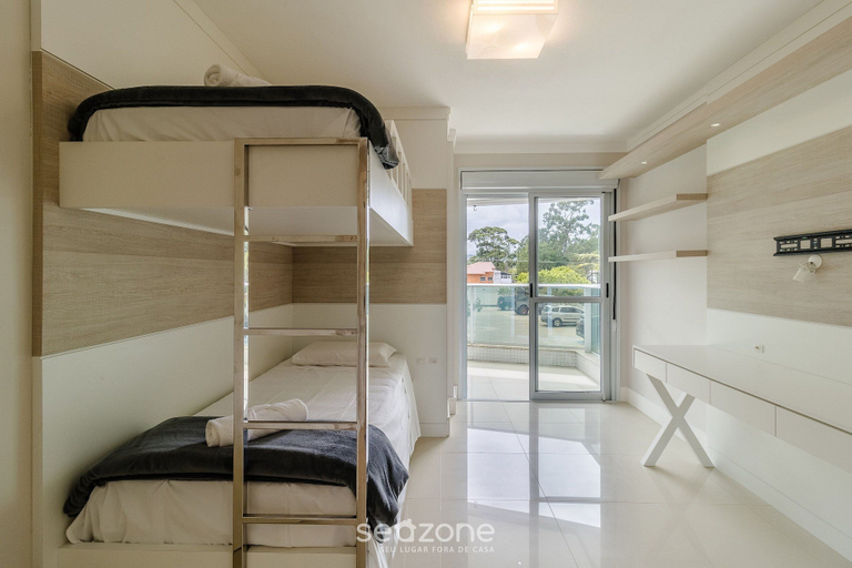 Room, Apart in Cond. w/ Access to Beach and Pool Ave0232, Florianopolis